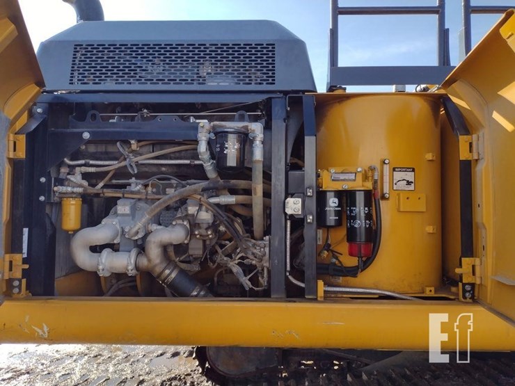 2020-deere-350g-lc-image-48