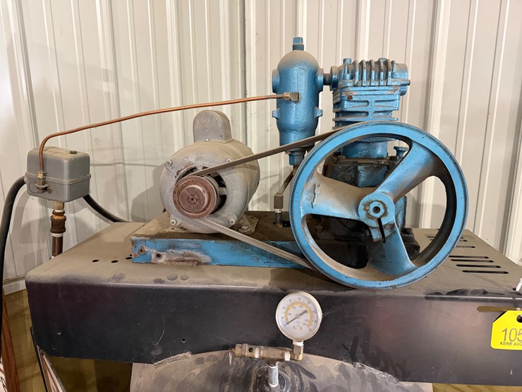 #1053-•-air-compressor-image-1