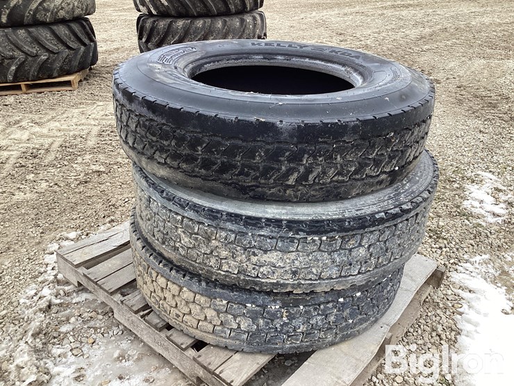 11r22.5-tires-image-7