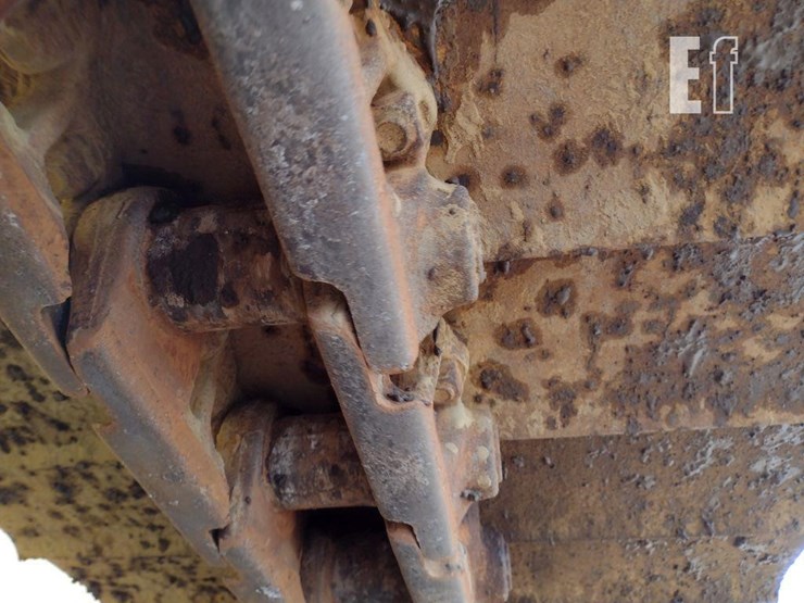 caterpillar-d6-image-36