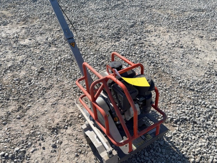 husqvarna-concrete-saw-with-kohler-motor-s.n#-20204201020,-soffcut-image-6