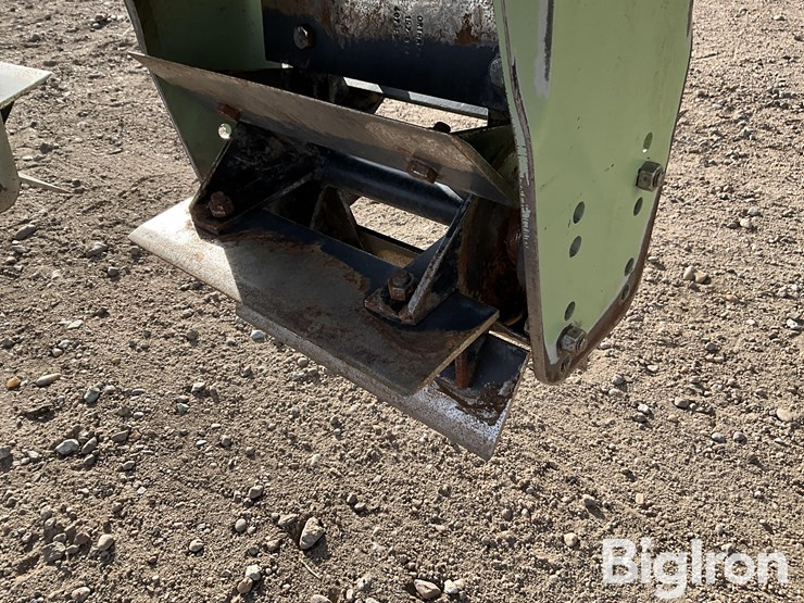 orthman-3-pt-16r30-stalk-crimper-image-12