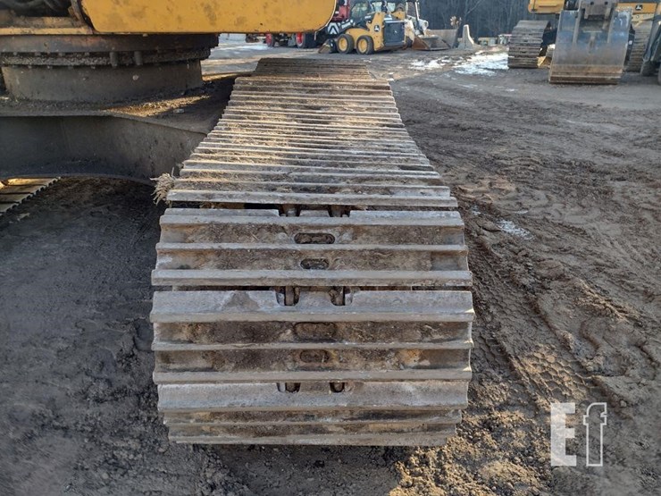 2000-deere-270c-lc-image-41