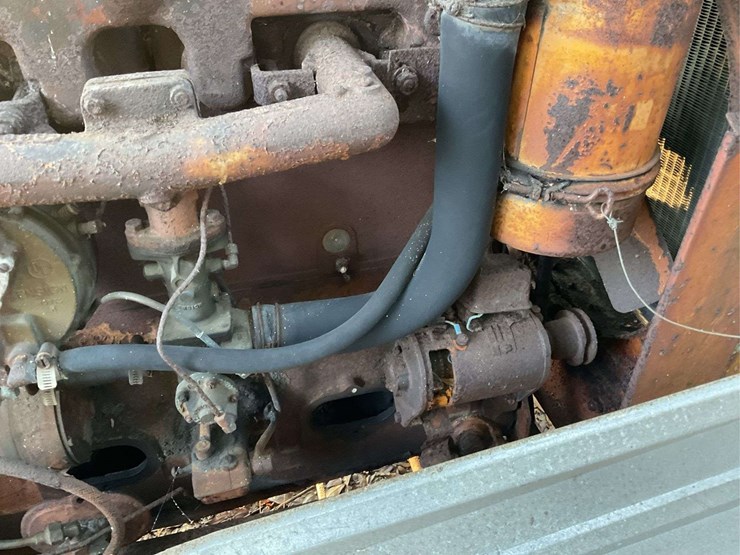 minneapolis-moline-lp-parts-tractor-image-21