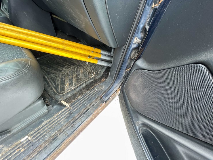 2002-chevrolet-2500-image-43