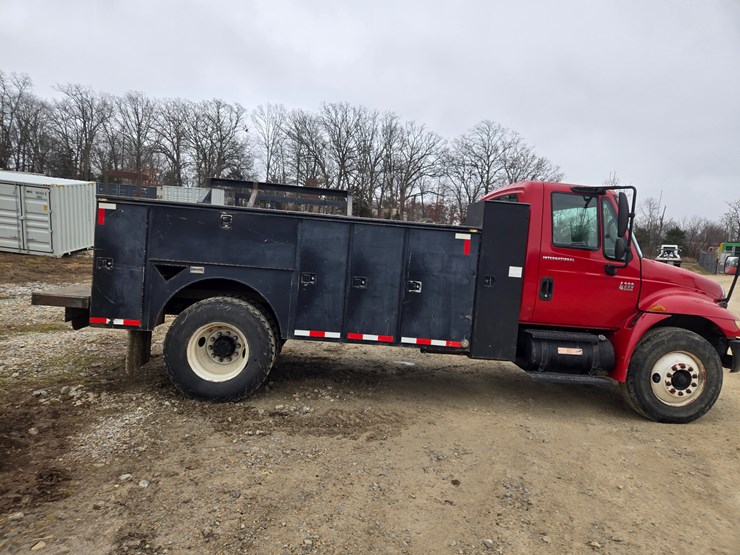 2007-international-durastar-4300-image-17