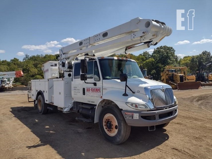 2008-international-durastar-4300-image-45