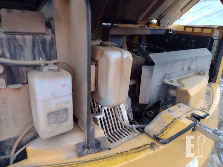 2021-deere-85g-image-49