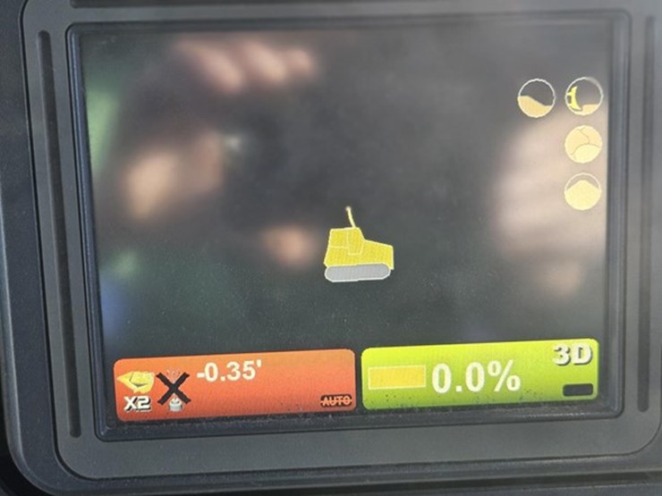 2020-deere-850l-wlt-image-42