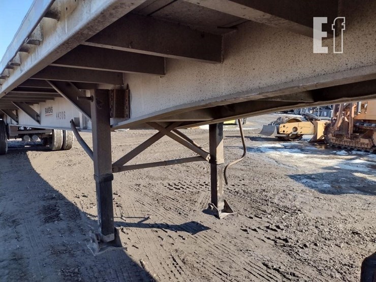 93-ravens-trailer^title^-image-18