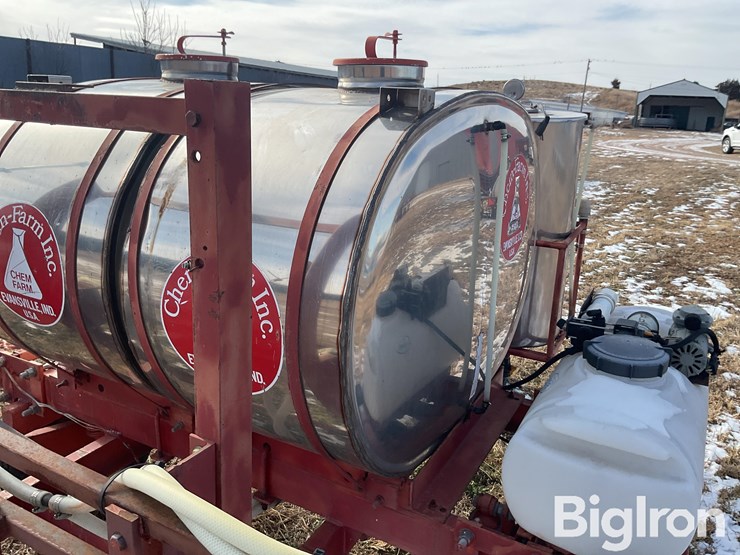 chem-farm-pull-type-multi-tank-plot-sprayer-image-16