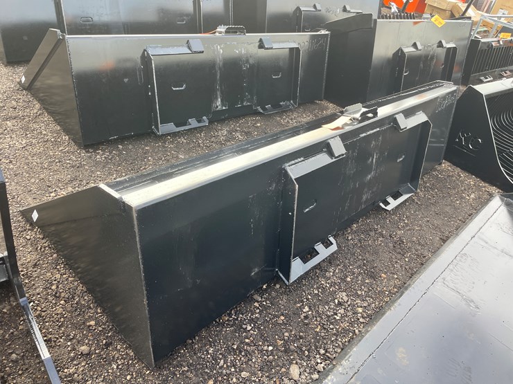 #2057-•-90"-bucket-with-blade-image-4