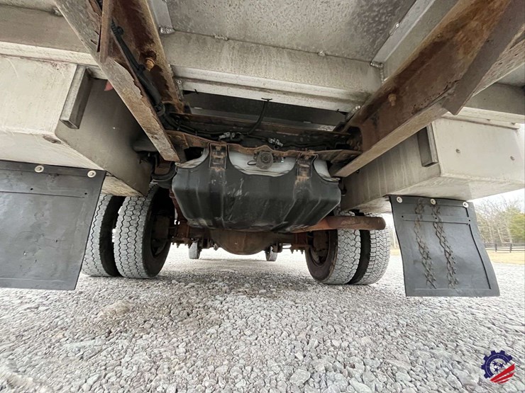 2013-ford-f450-image-30