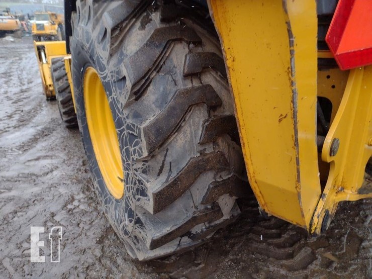2010-deere-310j-image-20