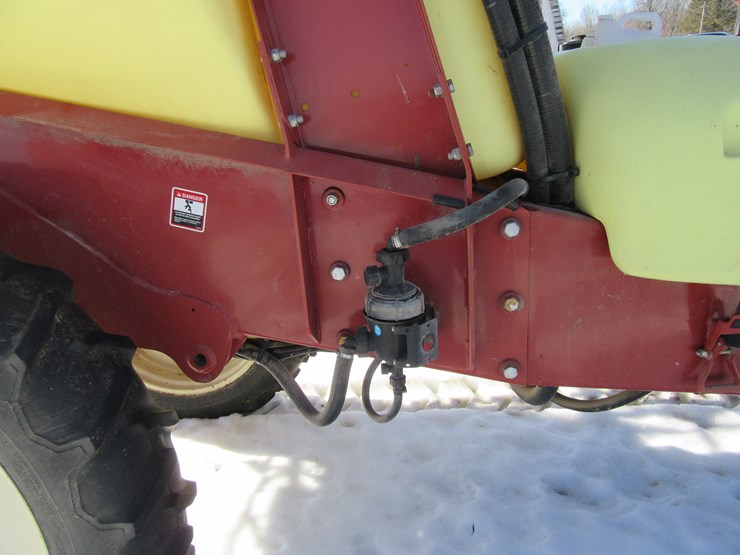 #8956-•-hardi-575-navigator-sprayer-image-17