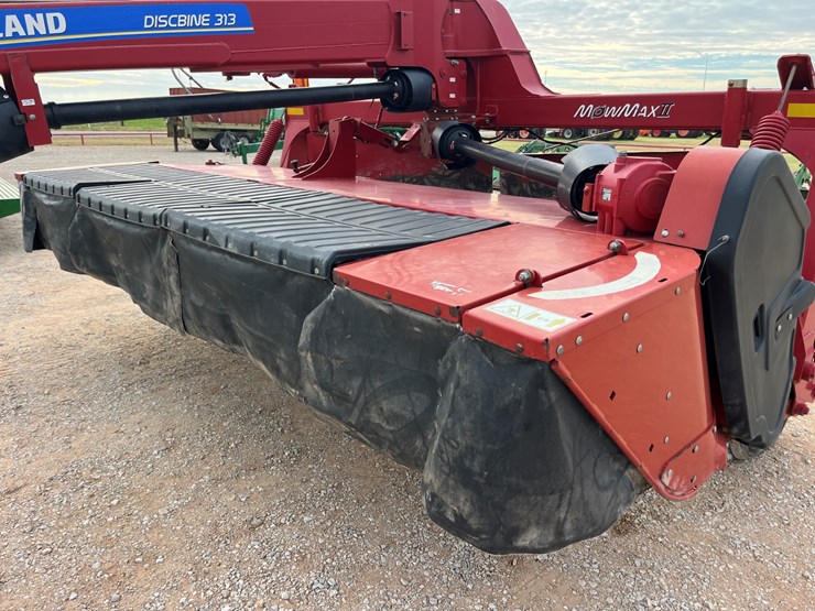 2014-new-holland-313-image-17