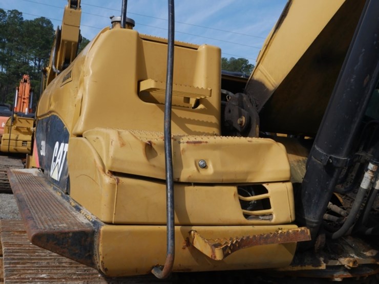 caterpillar-320dl-image-4