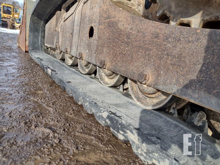 2014-bobcat-t750-image-24