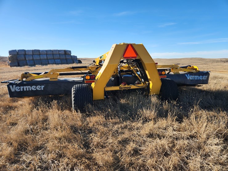 vermeer-tm1410-image-2