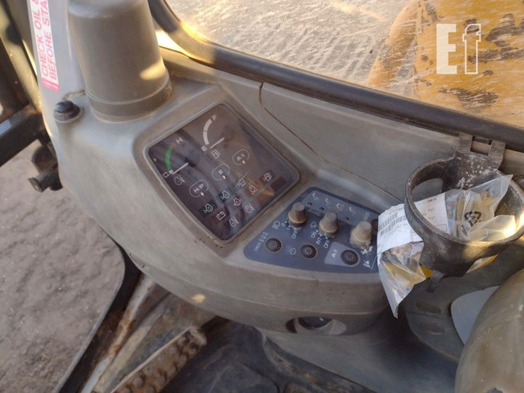 2000-deere-270c-lc-image-7