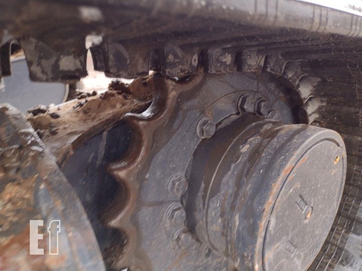 2023-deere-30g-image-29