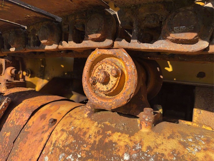 caterpillar-diesel-thirty-five-image-17