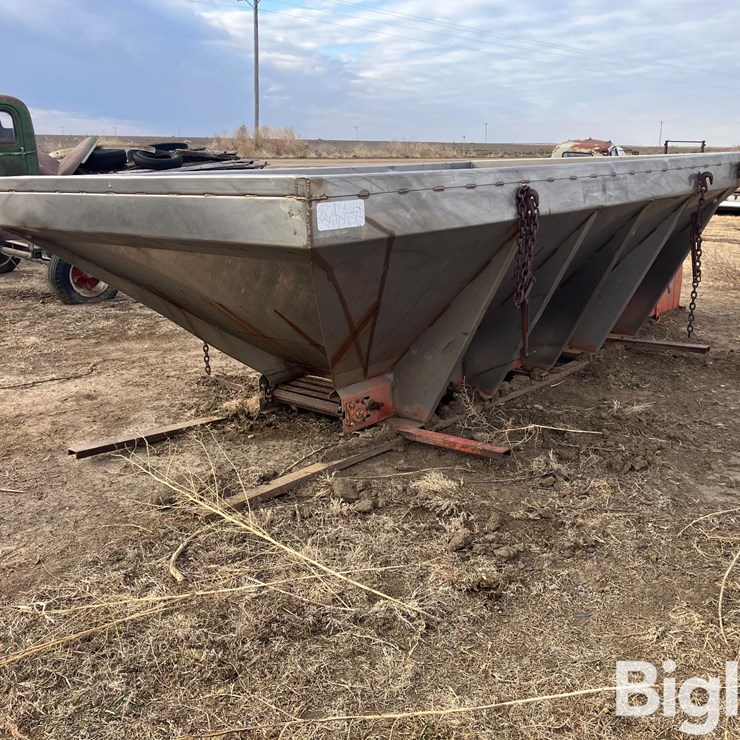 Swenson Dry Spreader Box