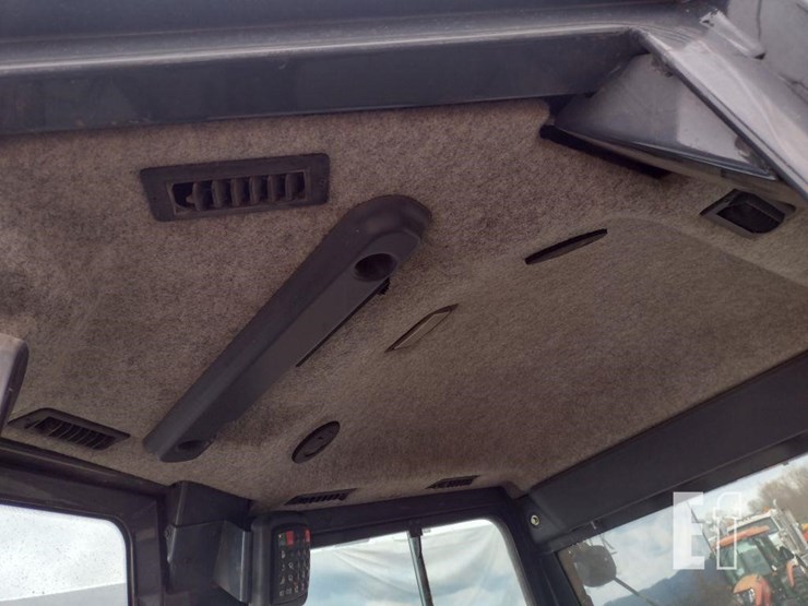 2013-deere-650k-xlt-image-16