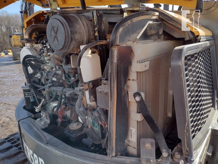 2016-volvo-ecr58d-image-45