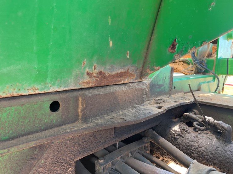 2005-john-deere-4920-image-23