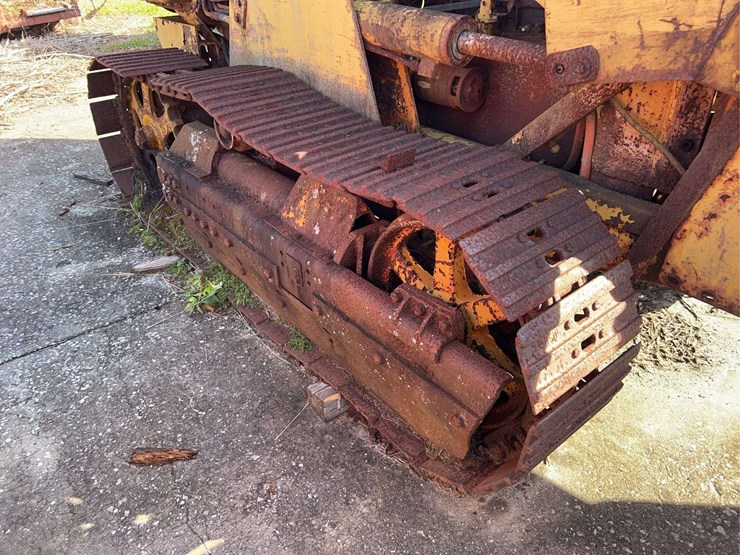 minneapolis-moline-diesel-crawler-image-45