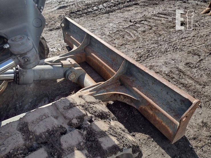 2006-volvo-ecr88-image-22