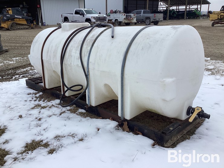 1,000-gallon-water/liquid-fertilizer-tank-on-stand-image-7