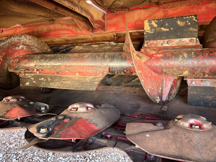 2020-case-ih-wd2104-image-7