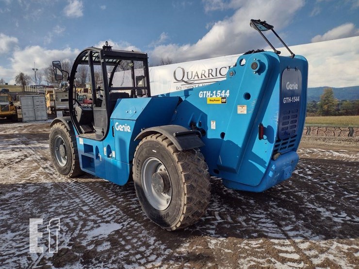 2019-genie-gth1544-image-24