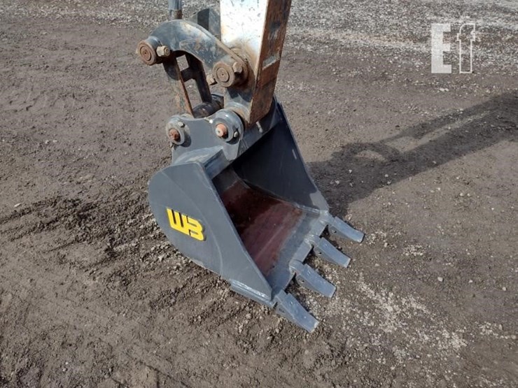 2022-deere-26g-image-15