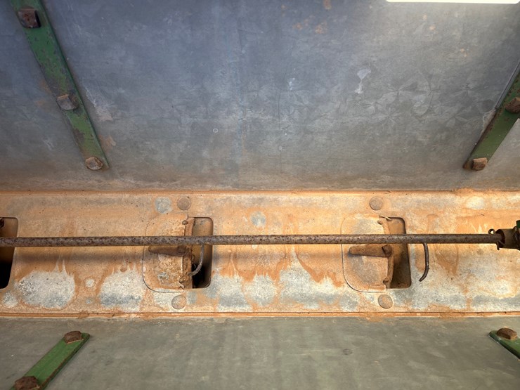 john-deere-b-image-12