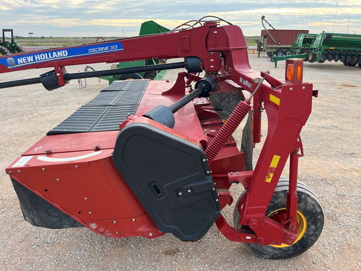 2014-new-holland-313-image-16