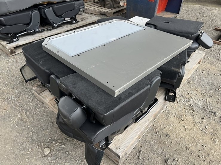 ford-explorer-image-3