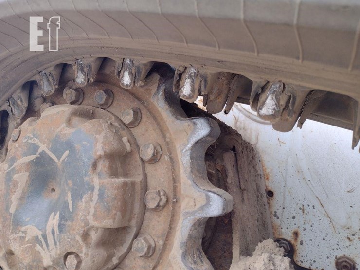 2018-bobcat-t590-image-30