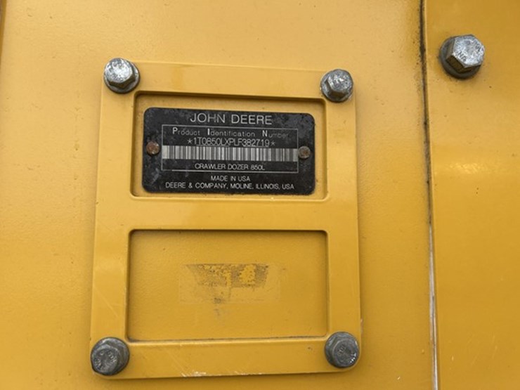 2020-deere-850l-wlt-image-45