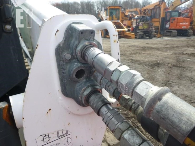 2018-bobcat-t770-image-17