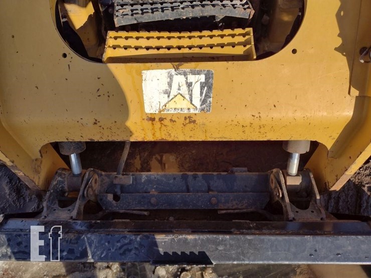 2019-caterpillar-299d2-xhp-image-14