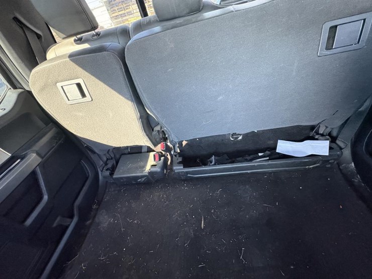 2016-ford-f150-xlt-image-13