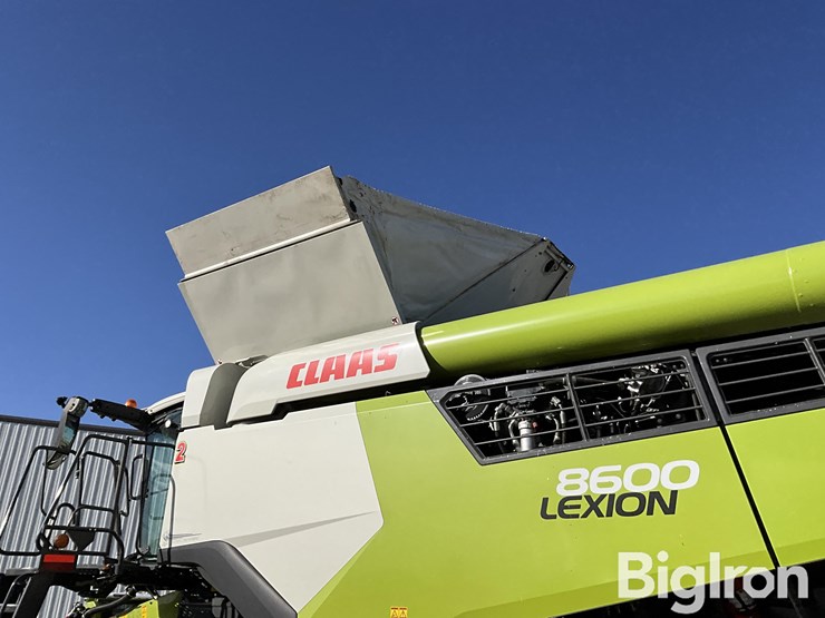 2022-claas-lexion-8600tt-image-12