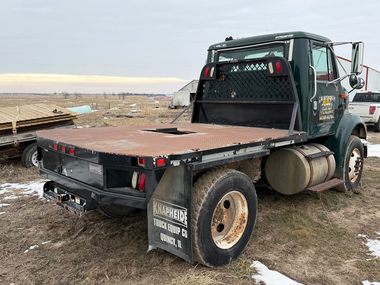 1999-international-8100-image-5