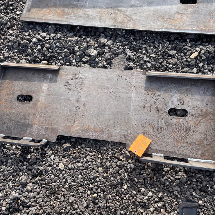 #2090 • Formed Skid Steer Frame