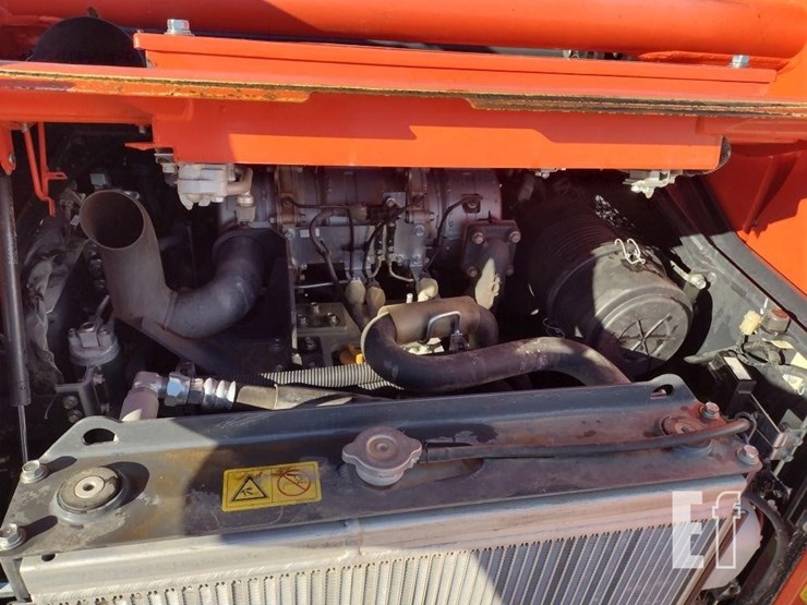 kubota-svl75-image-36