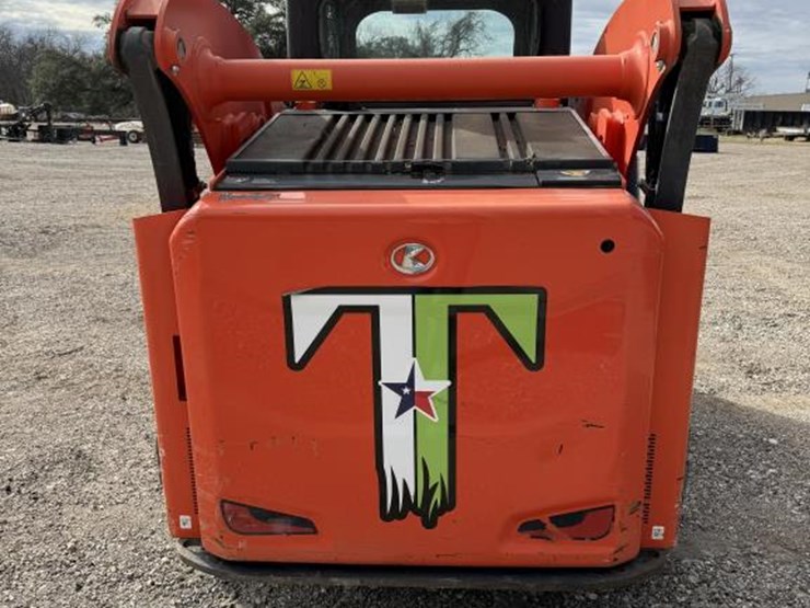 kubota-ssv75-image-9