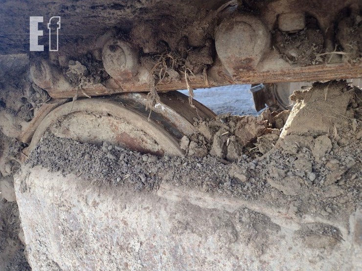 2000-deere-270c-lc-image-24